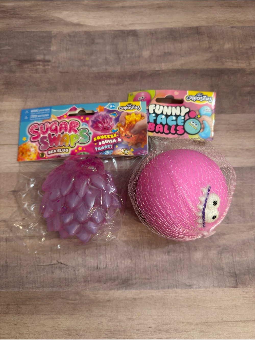 NEW SEALED Sugar Swaps Sea Slug + Orb Curiosities Funny Face Ball in Pink